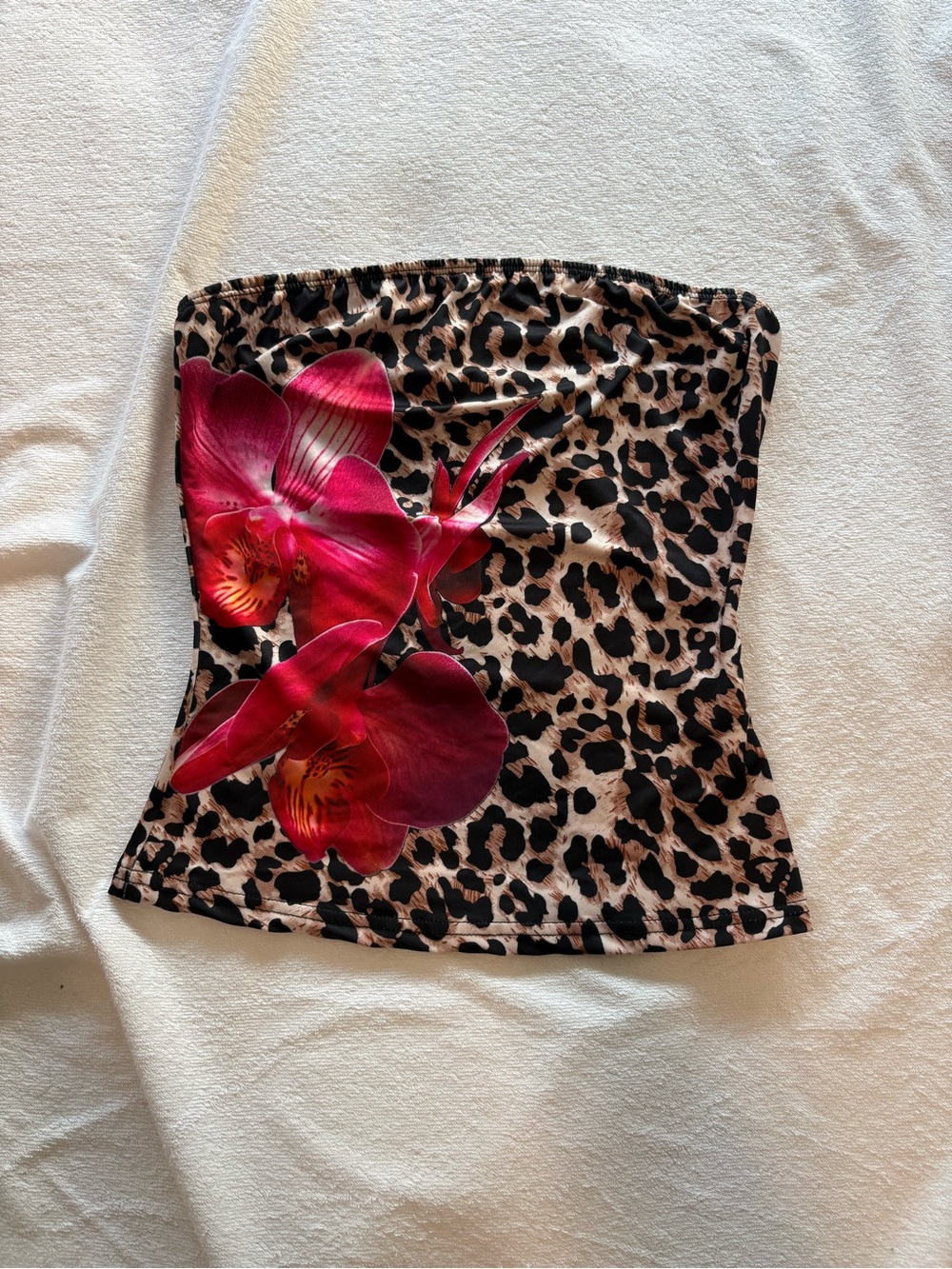 SHEIN Leopard Print Strapless Tube Top with Fuchsia Orchid Graphic